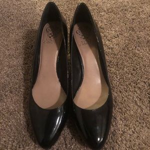 Vince Camuto Size 9.5 Heels